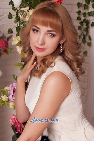 186208 - Elena Age: 32 - Ukraine