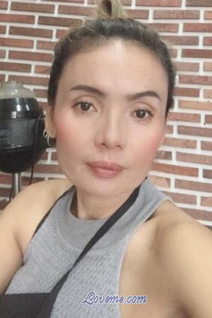 203720 - Jenjira Age: 45 - Thailand