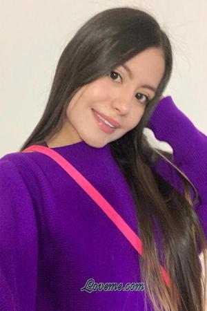 205232 - Valentina Age: 24 - Colombia