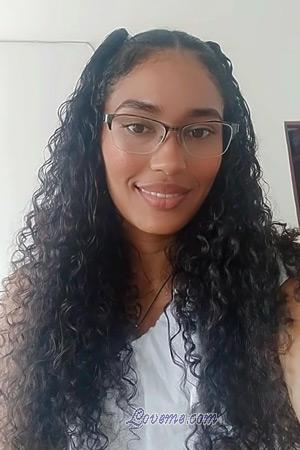 212143 - Vanessa Age: 29 - Colombia