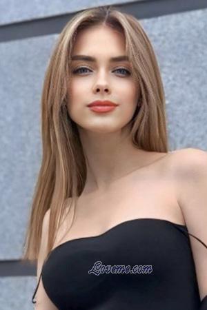 214824 - Dariia Age: 22 - Ukraine