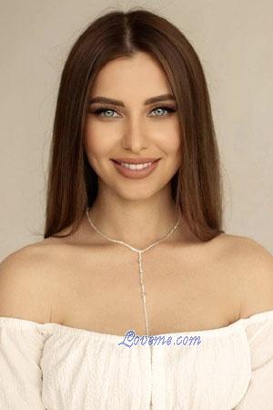 215537 - Julia Age: 32 - Ukraine